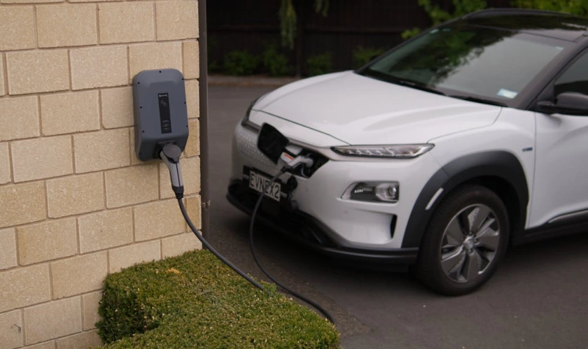 What Are the Benefits of Switching to Electric Vehicles