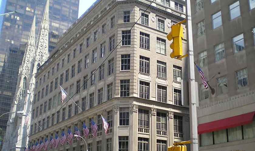 609 Fifth Avenue Retail Condominium sale announced