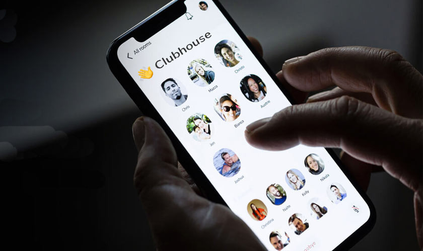 clubhouse-finally-makes-direct-messaging-feature-available-for-all-users