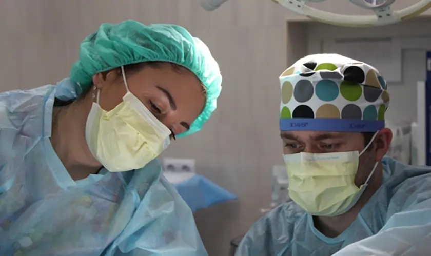 How to Choose the Right Plastic Surgeon for You