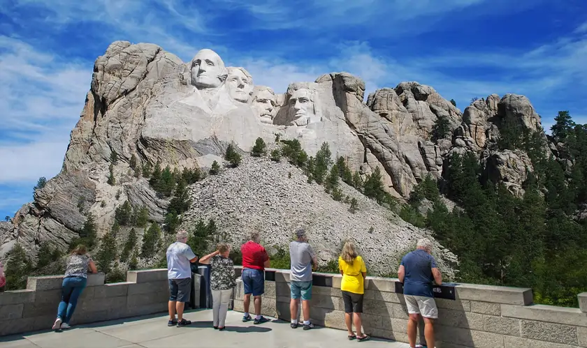 South Dakota, Travel and Tourism, Record-Breaking Visitor